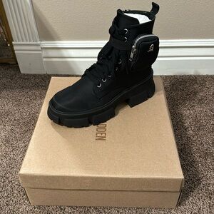 Steve Madden Boots
